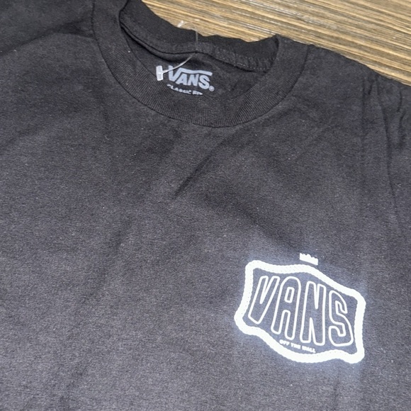 NWOT Men’s classic fit, medium vans T-shirt, black - Picture 2 of 4